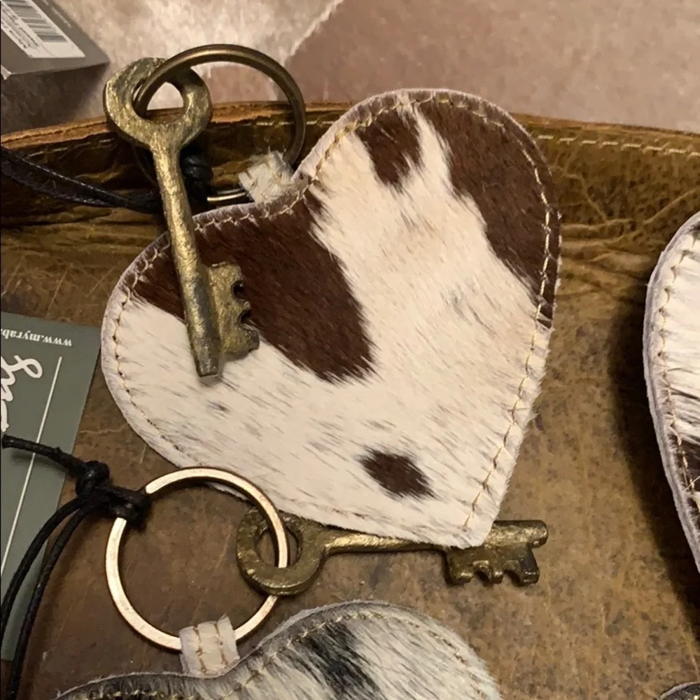 Myra heart shaped hairon keychain, mixed colors